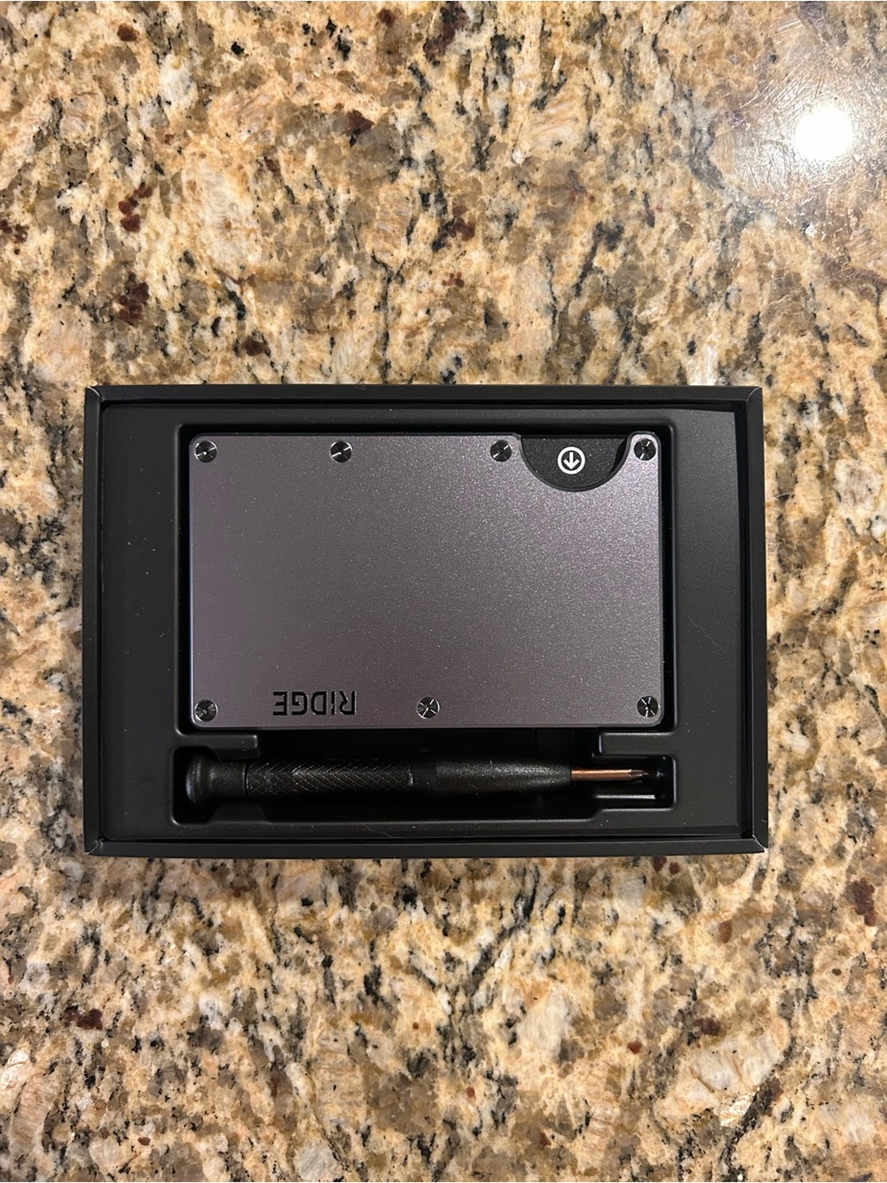 Ridge slim RFID blocking wallet in gunmetal